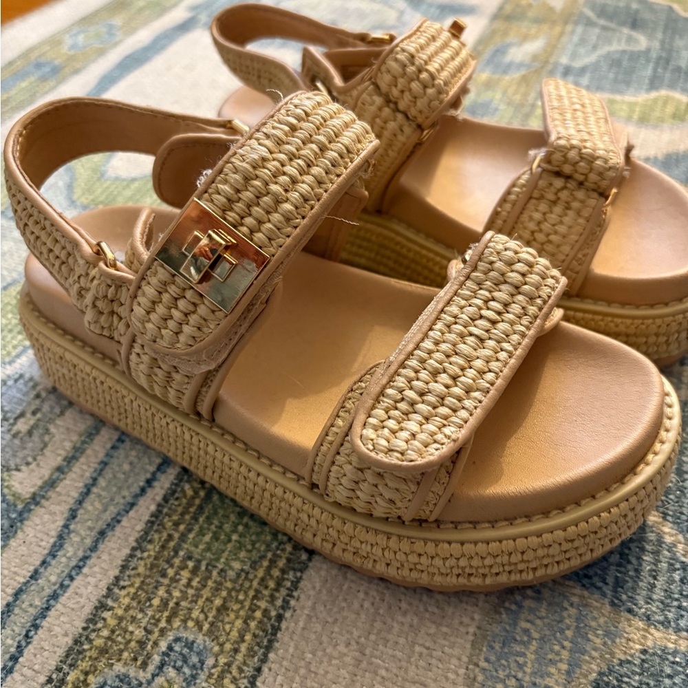Steve Madden Bigmona Platform Sandals